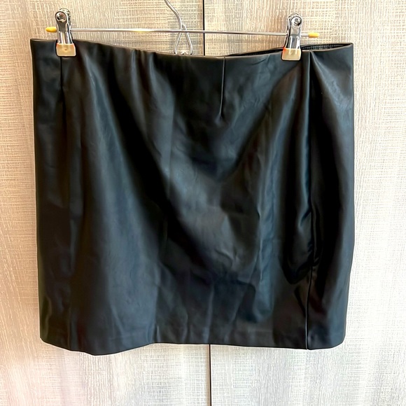 NWT -  Inc. Faux Leather Mini Skirt - Picture 3 of 4